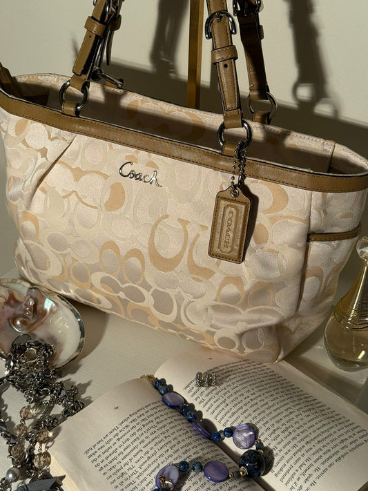 Coach Signature Ivory Tote Bag