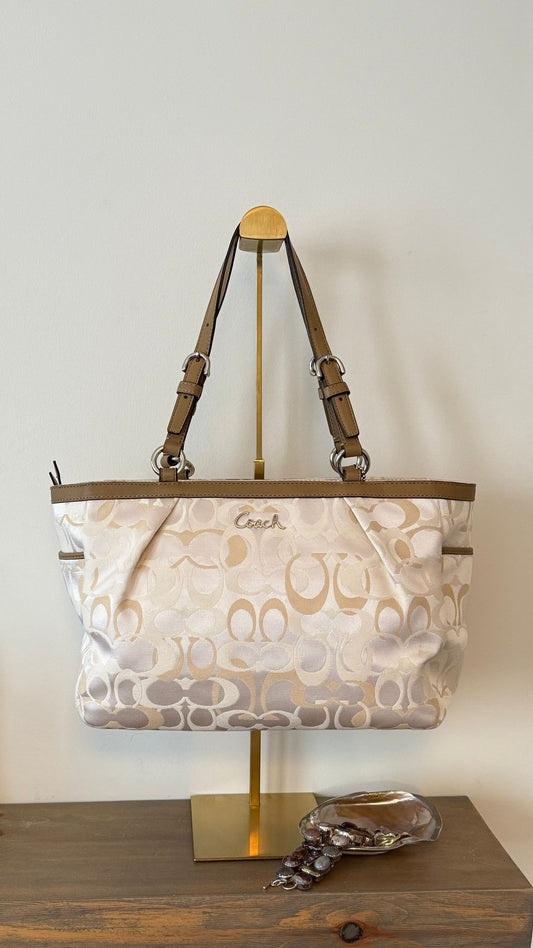 Coach Signature Ivory Tote Bag